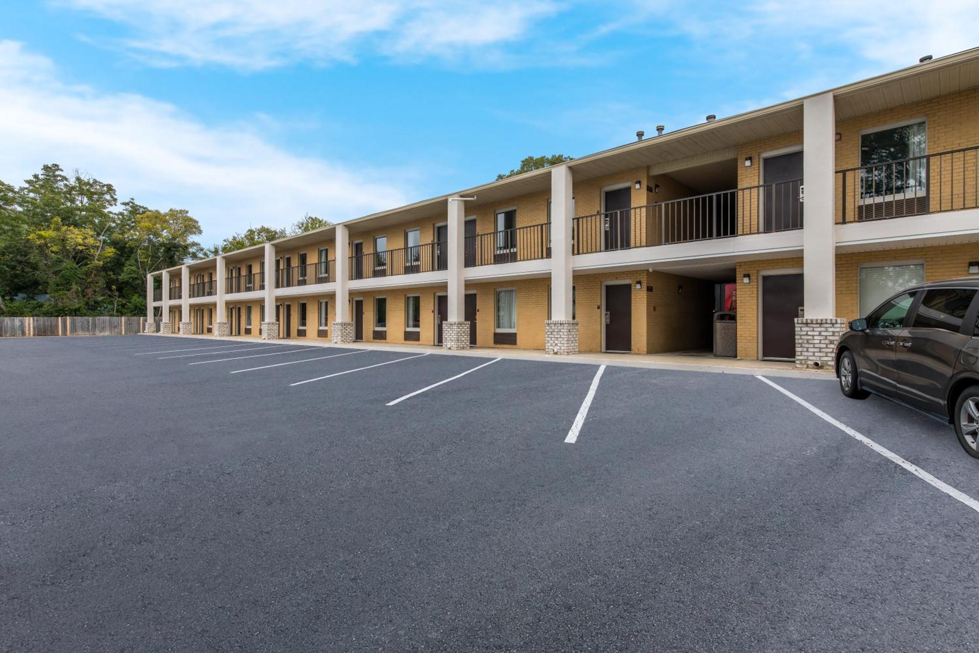 Econo Lodge Cheraw Market Street Exterior foto
